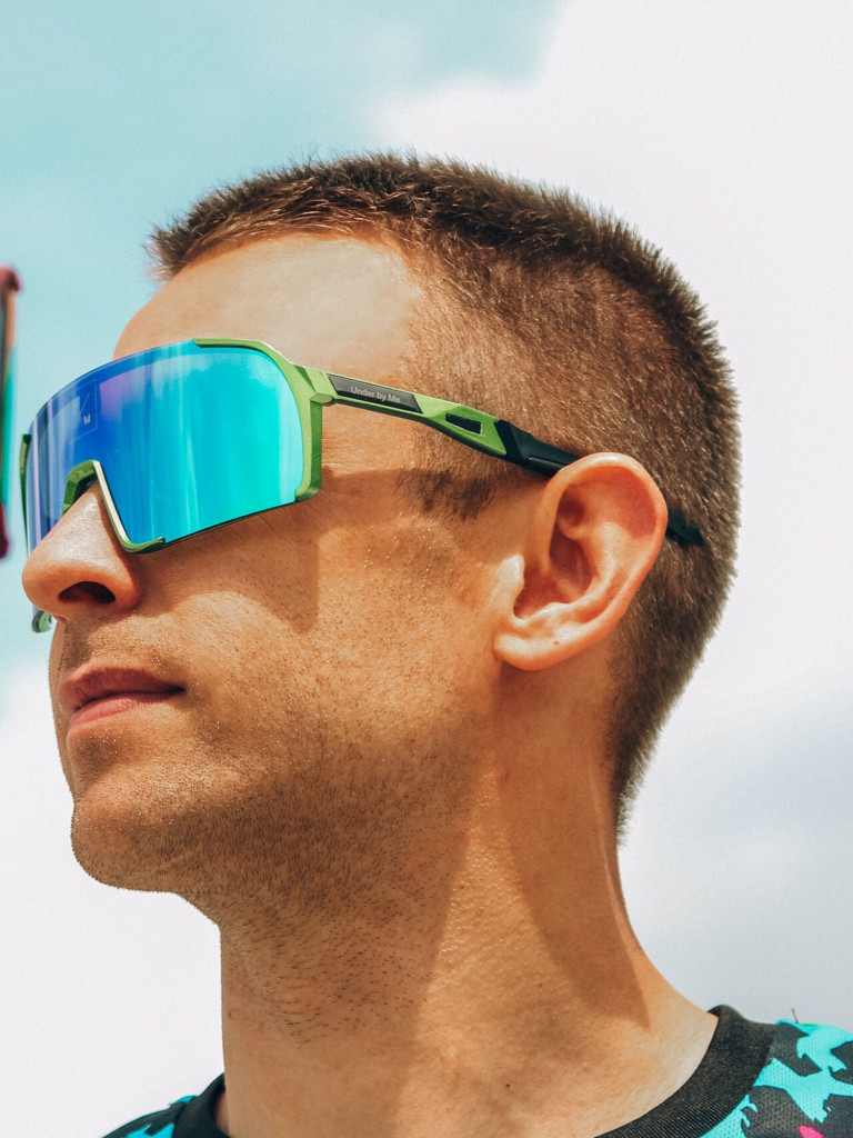 Солнцезащитные спортивные очки UNDER BY ME "DOUBLE GREEN METALLIC"