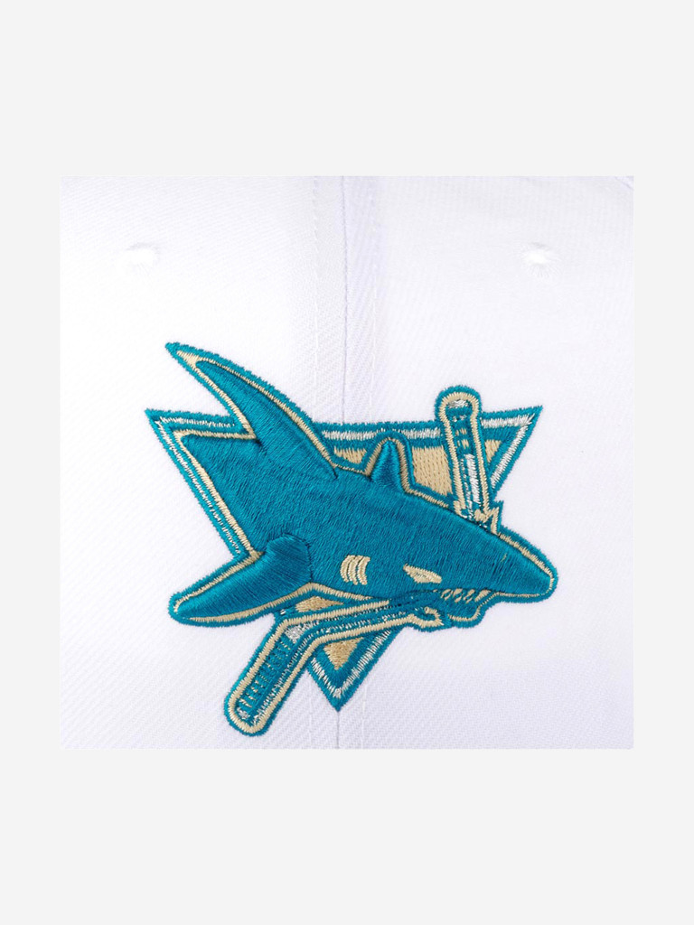 Бейсболка с прямым козырьком MITCHELL NESS HHSS5744-SJSYYPPPWHIT San Jose Sharks NHL (белый)