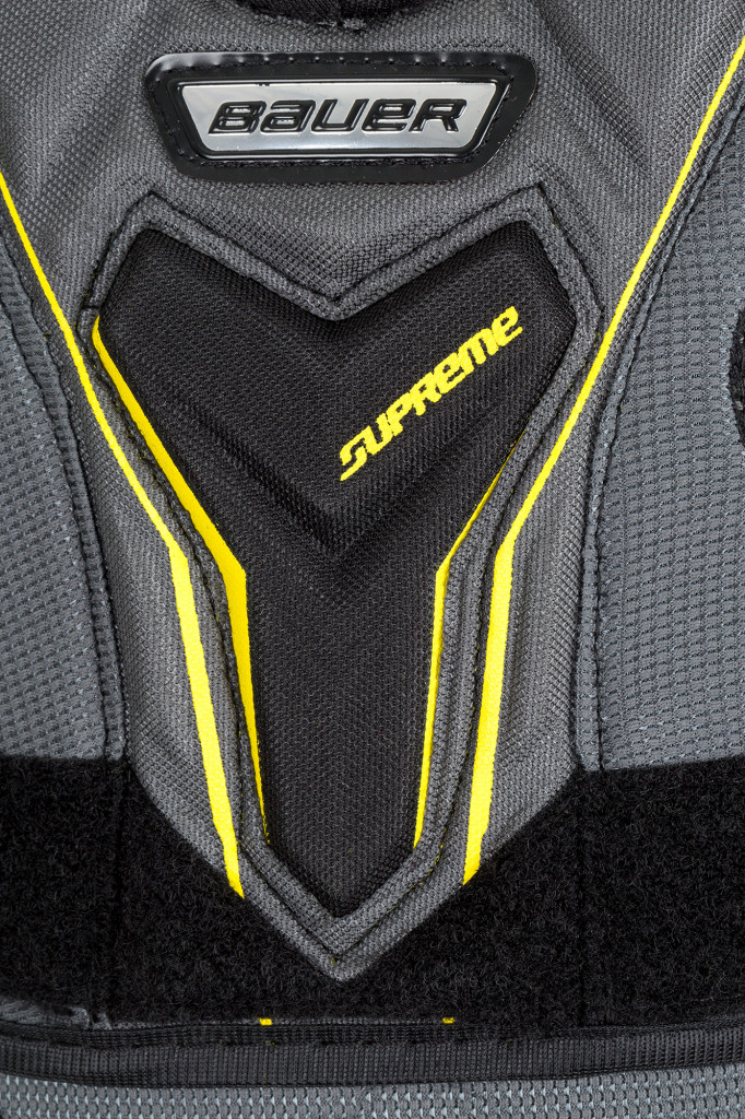 Нагрудник хоккейный детский Bauer S17 Supreme S150