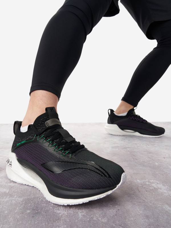 Кроссовки мужские Li-Ning Shadow Essential арт. ARRT007-6 черный/белый цвет — купить за 3749 руб. со скидкой 70 %, отзывы в интернет-магазине Спортмастер