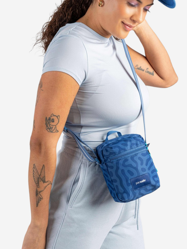 Сумка антивор Pacsafe GO Micro Crossbody, Cerulean Blue, 1,5 л.