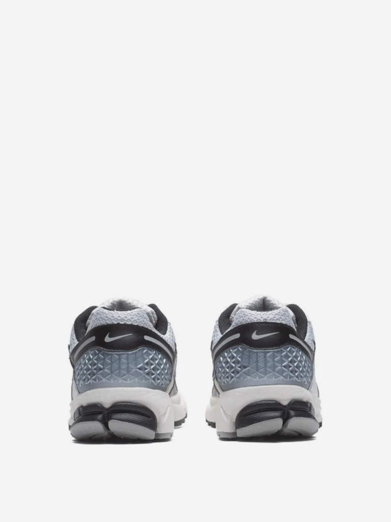 Кроссовки Nike Zoom Vomero 5 Wmns