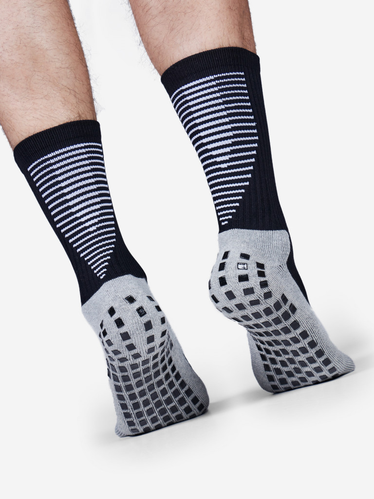 Носки противоскользящие высокие FN Swift