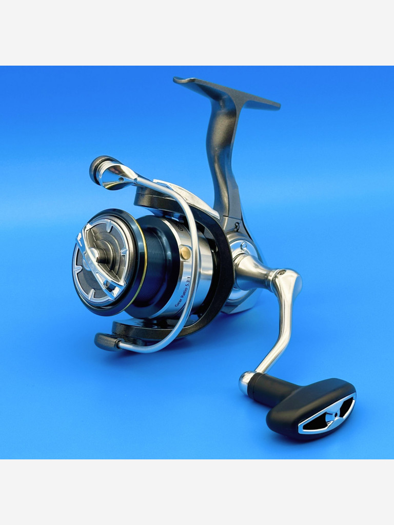 Катушка спиннинговая Nautilus Grey 4000