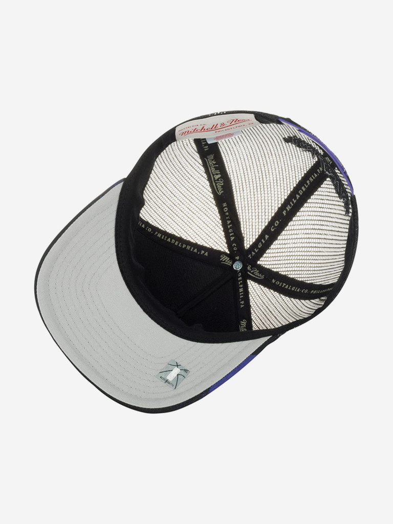 Бейсболка с сеточкой MITCHELL NESS HHSS2993-MBUYYPPPBLCK Milwaukee Bucks NBA