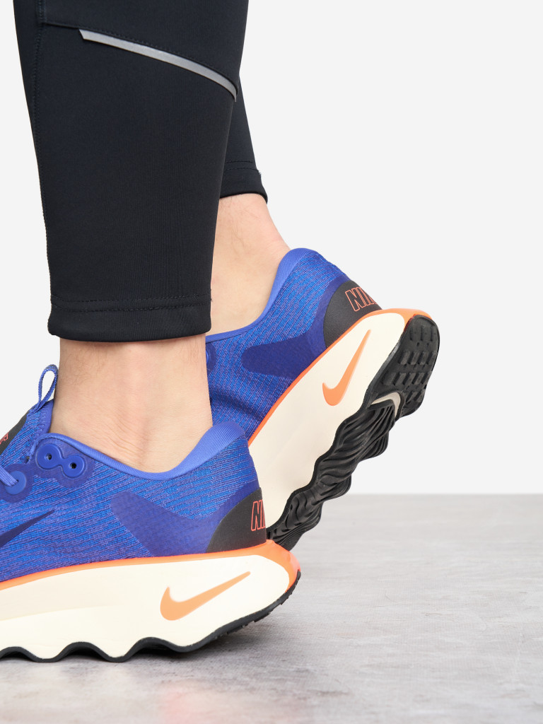 Кроссовки мужские Nike MotIVa