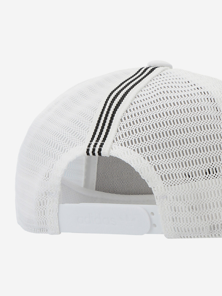 Бейсболка adidas Curved Trucker