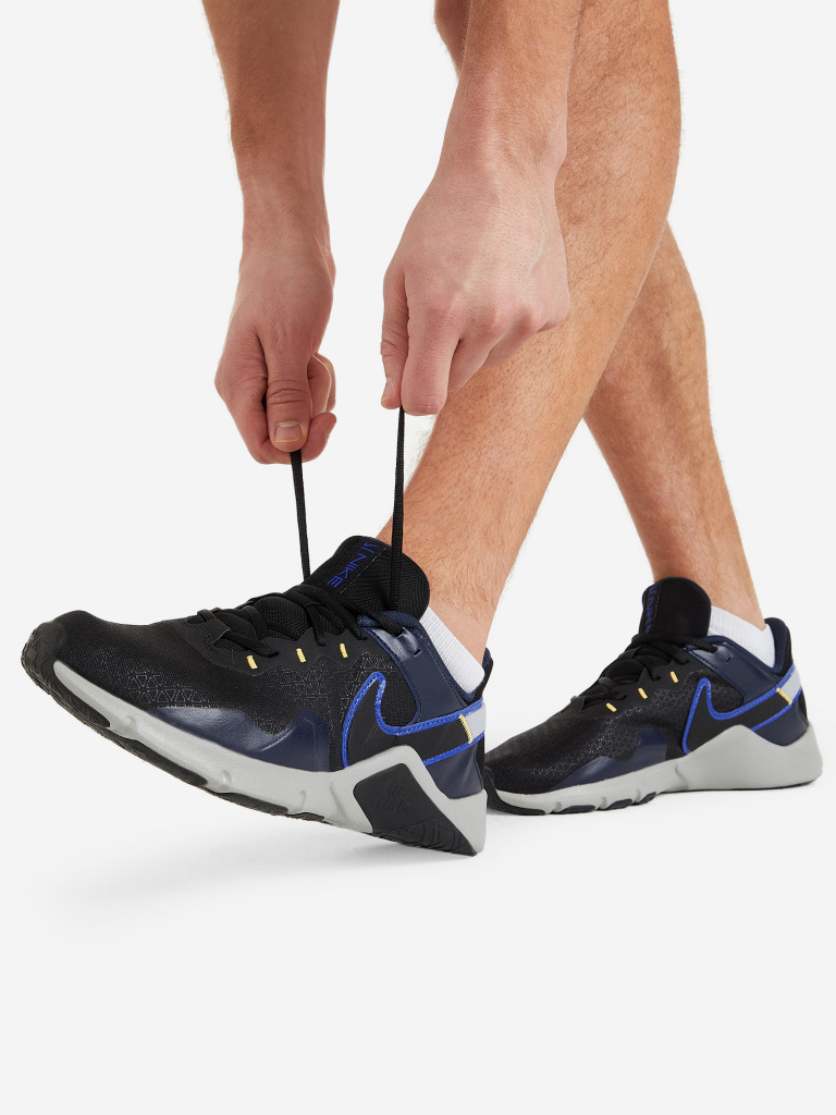 Кроссовки мужские Nike Legend Essential 2