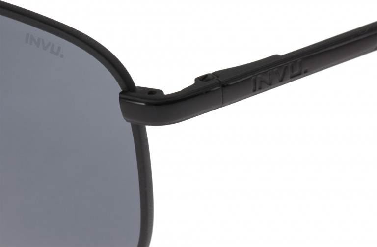 Солнцезащитные очки мужские Invu