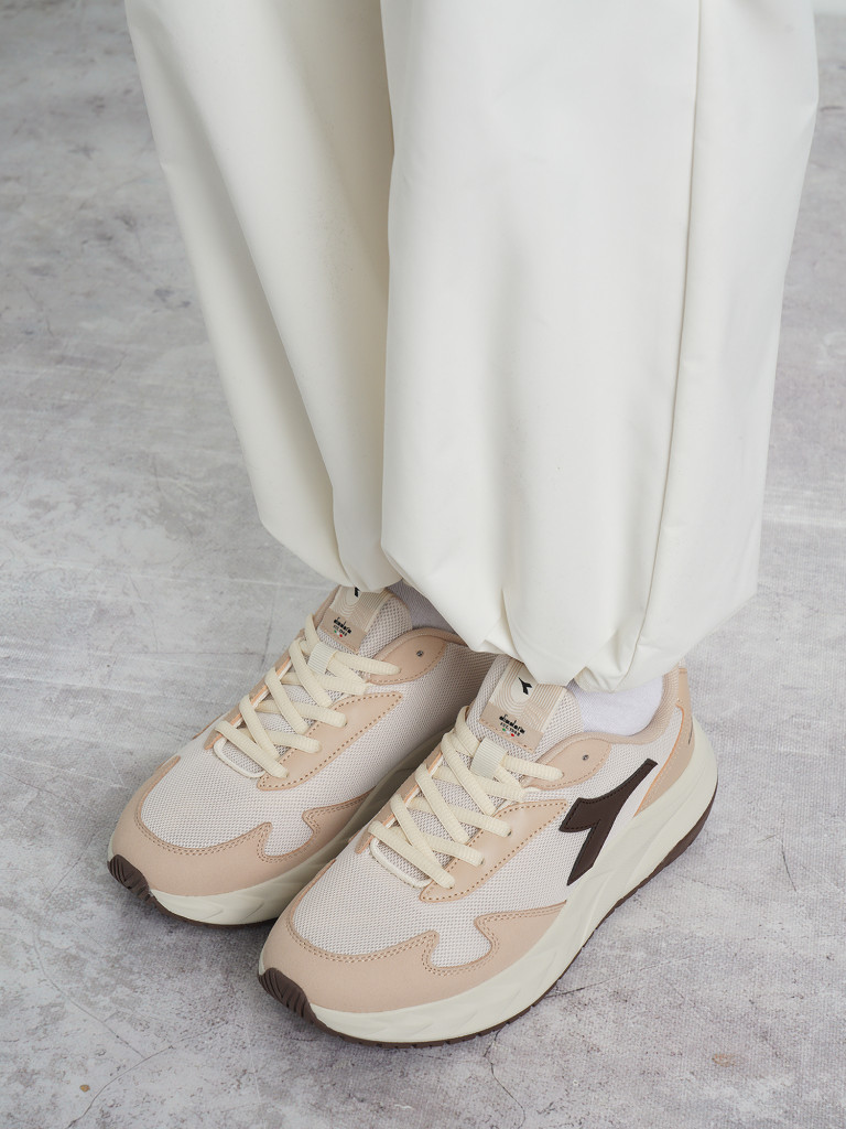 Кроссовки женские Diadora