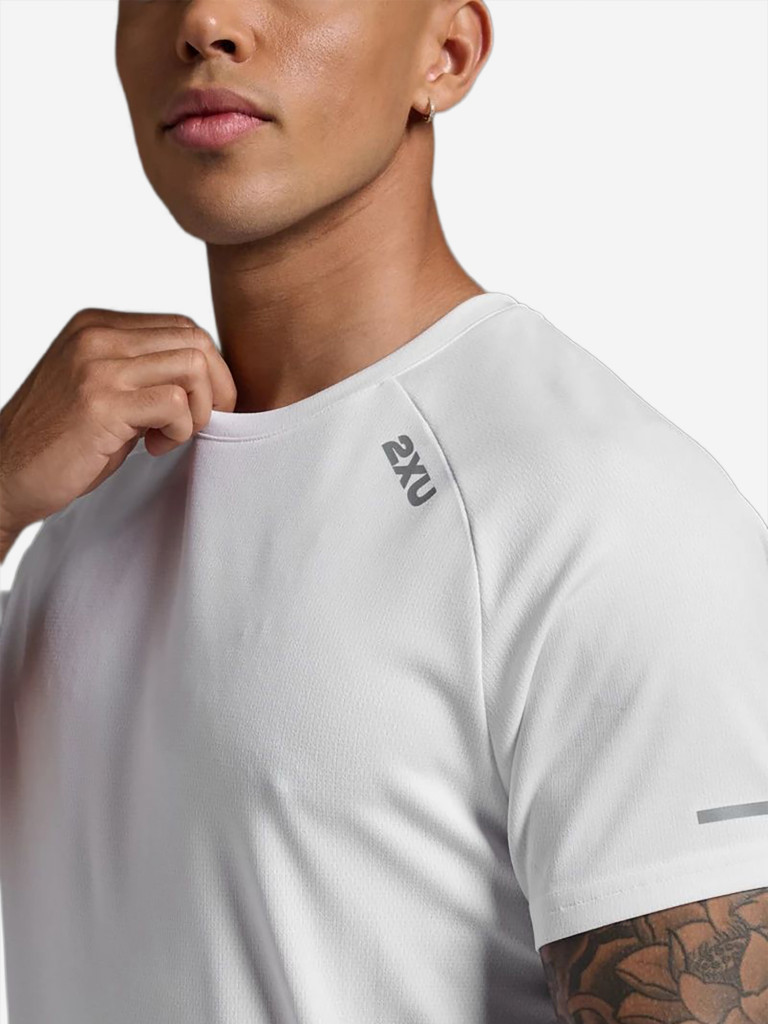 Мужская Футболка 2XU Aero Tee