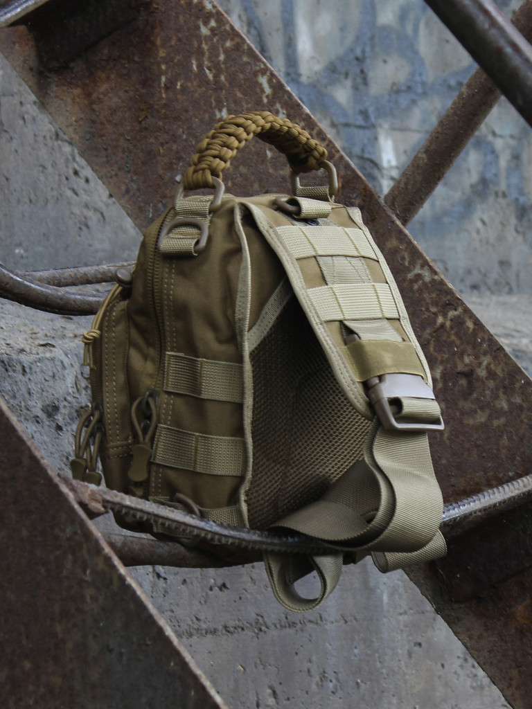 Сумка тактическая через плечо 6 литров