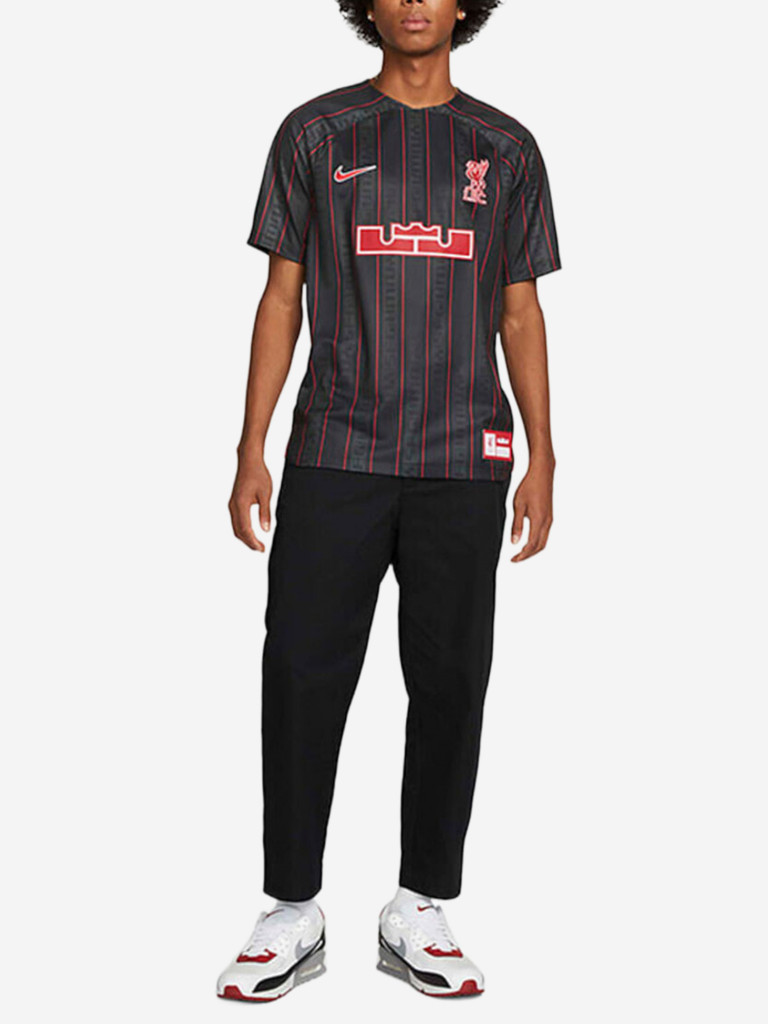 Футболка спортивная мужская Nike LeBron X Liverpool F.C. Dri FIT Stadium