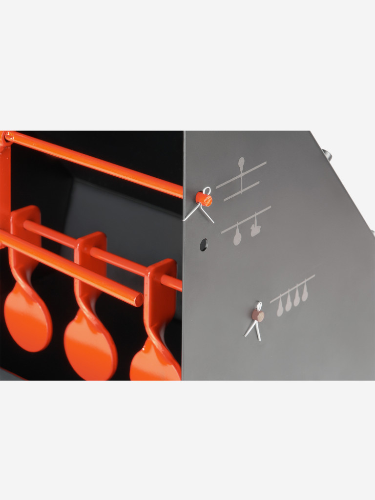 Мишень металлическая BLACK STRIKE AT3150 c пулеулавливателем