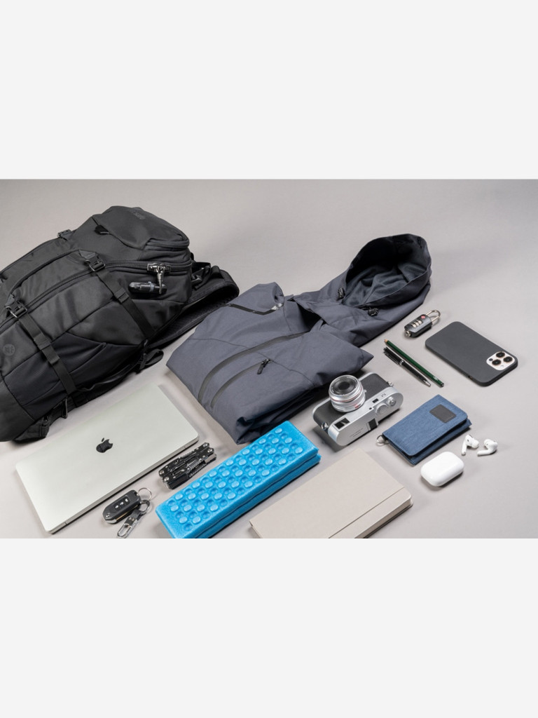 Рюкзак в ручную кладь антивор Pacsafe Venturesafe EXP35, черный, 35 л.