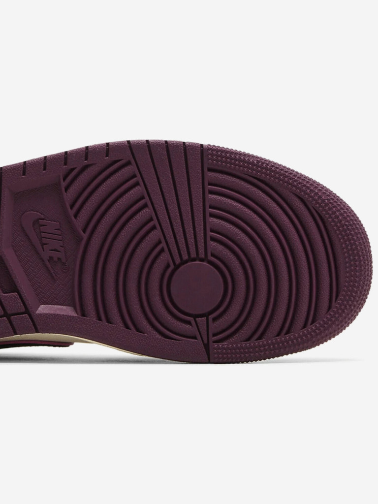 Кеды женские Nike Jordan 1 Mid SE