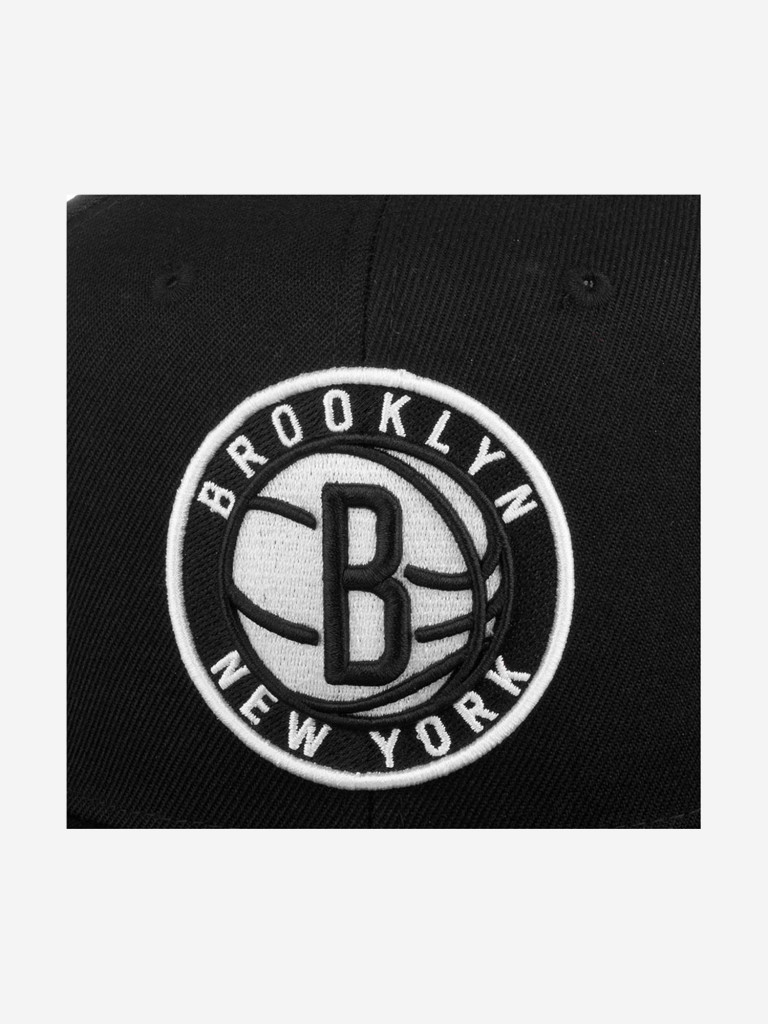 Бейсболка с прямым козырьком MITCHELL NESS HHSS3256-BNEYYPPPBLCK Brooklyn Nets NBA (черный)