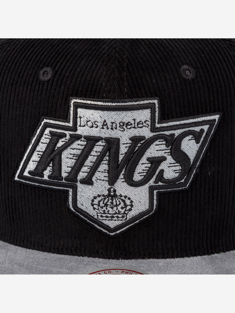 Бейсболка с прямым козырьком MITCHELL NESS HS10398-LAKBLCK Los Angeles Kings NHL (черный)