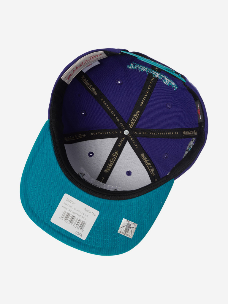 Бейсболка с прямым козырьком MITCHELL NESS HHSS6748-CBUYYPPPPRTL Chicago Bulls NBA (фиолетовый)
