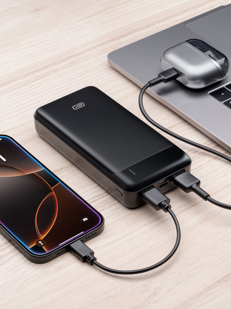Внешний аккумулятор Type-C, 2xUSB, MicroUSB 20000 мА-ч, 10Вт