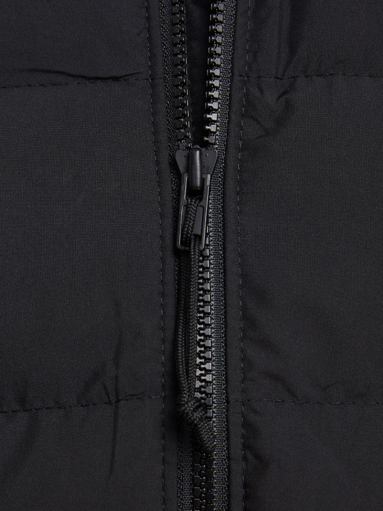 Жилет утепленный мужской The North Face Aconcagua