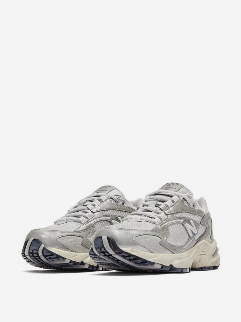 Кроссовки New Balance 725V1