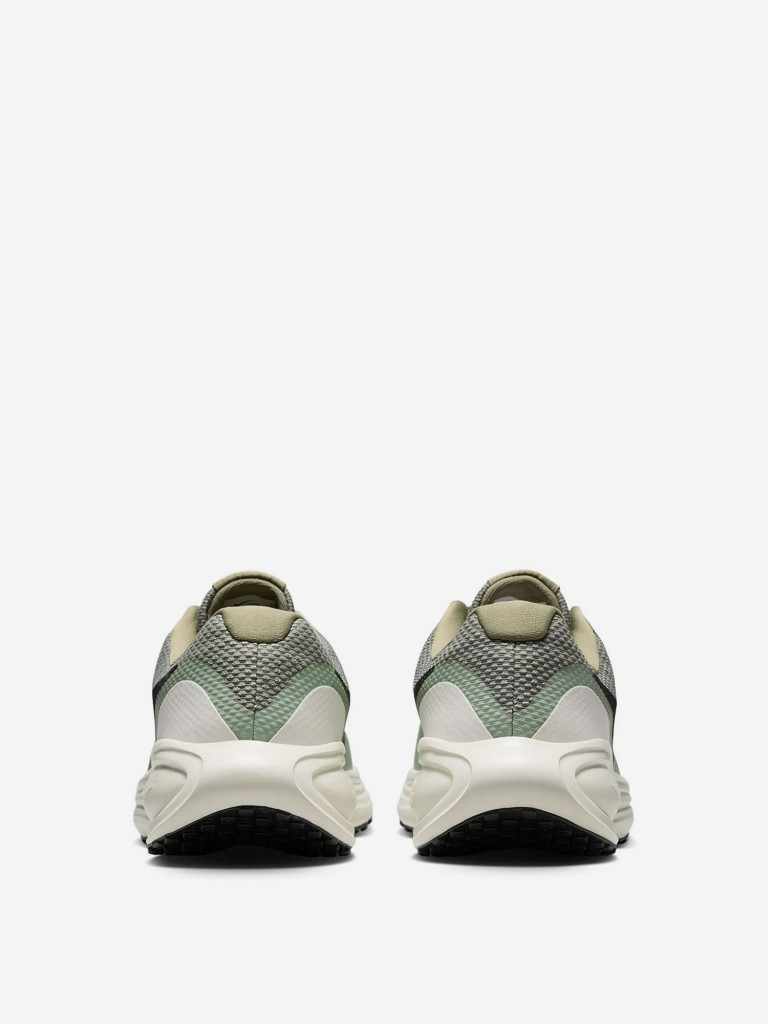 Кроссовки мужские Nike Revolution 8