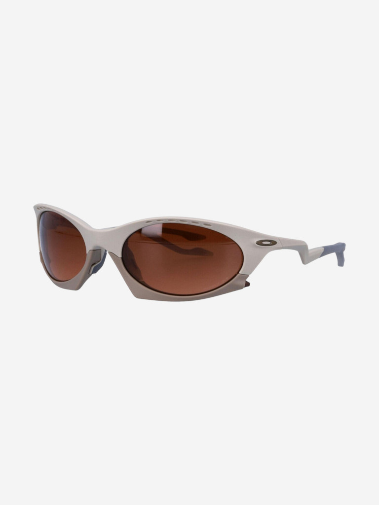 Солнцезащитные очки Oakley Plantaris
