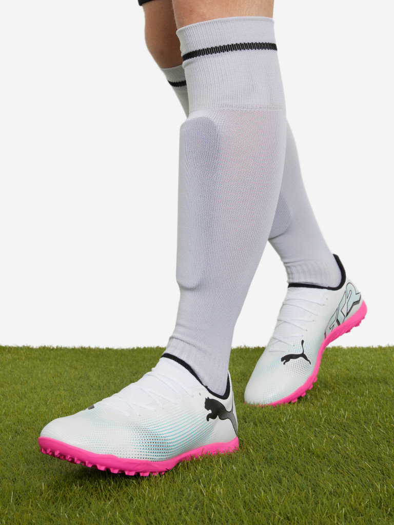 Бутсы мужские PUMA Future 7 Play TT