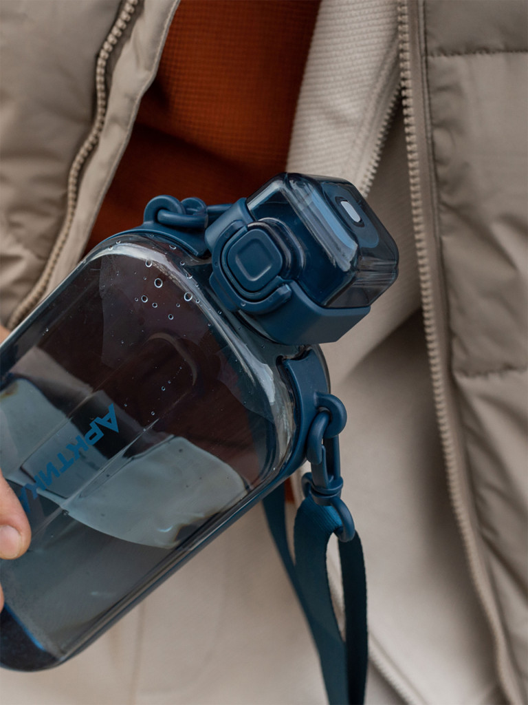 Бутылка тритановая 750 мл с регулируемым ремешком, нордик