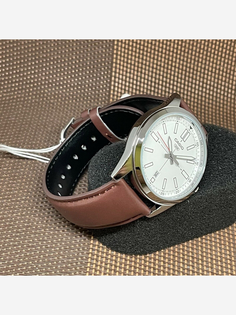 Наручные часы CASIO