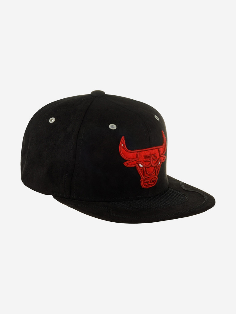 Бейсболка с прямым козырьком MITCHELL NESS HHSS5822-CBUYYPPPBKRD Chicago Bulls NBA (черный)