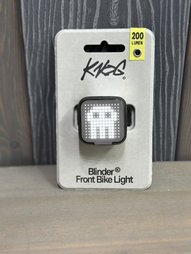 Фонарь передний Knog Blinder Skull