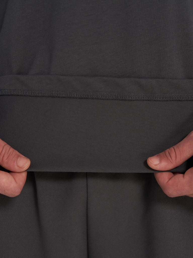 Лонгслив мужской оверсайз The North Face Expedition Celebration