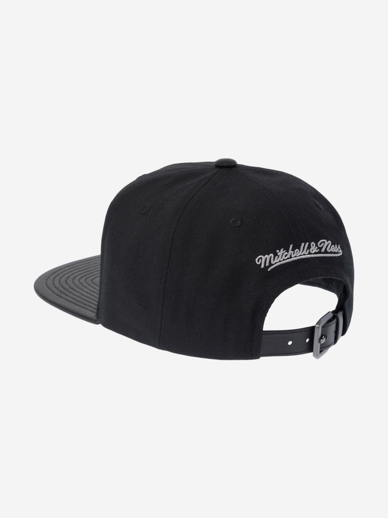 Бейсболка с прямым козырьком MITCHELL NESS HS9551-BNEBLCK Brooklyn Nets NBA