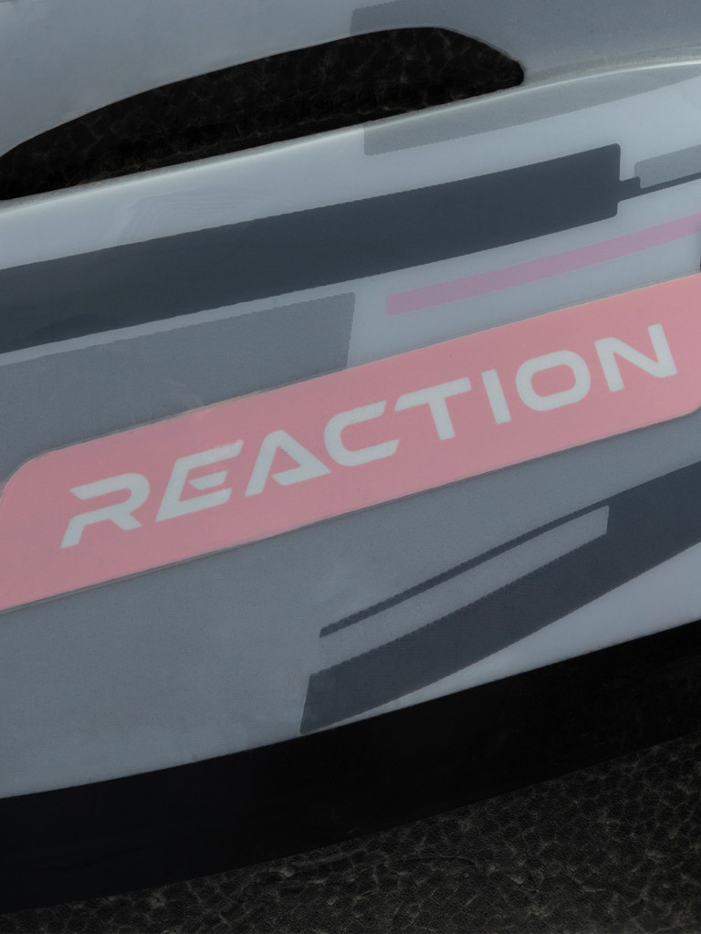 Шлем Reaction