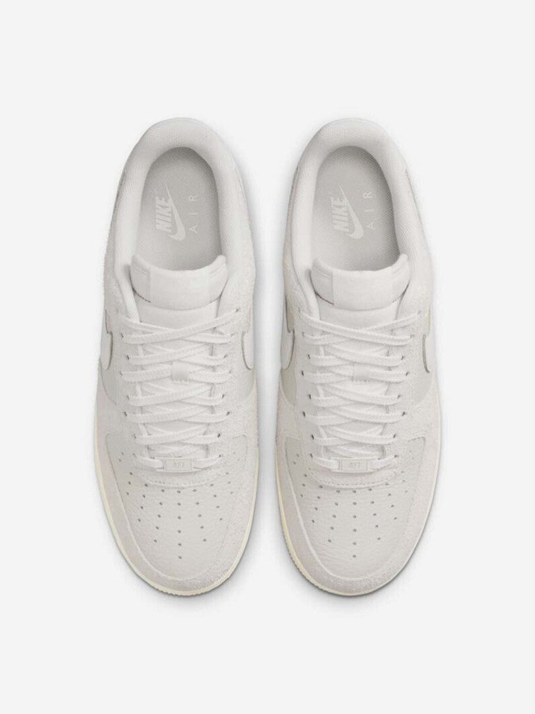 Кроссовки Nike Air Force 1 07 LX Phantom