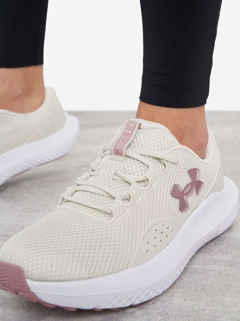 Кроссовки женские Under Armour Charged Surge 4