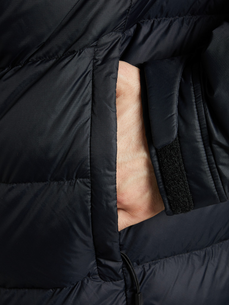 Пуховик мужской Peak Performance Frost