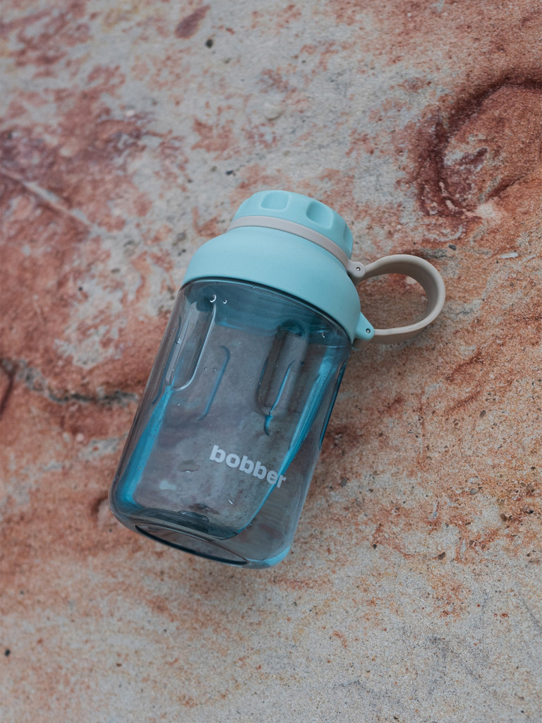 Бутылка тритановая Tritan Bottle для холодных напитков, с ситечком, 590 мл, голубой