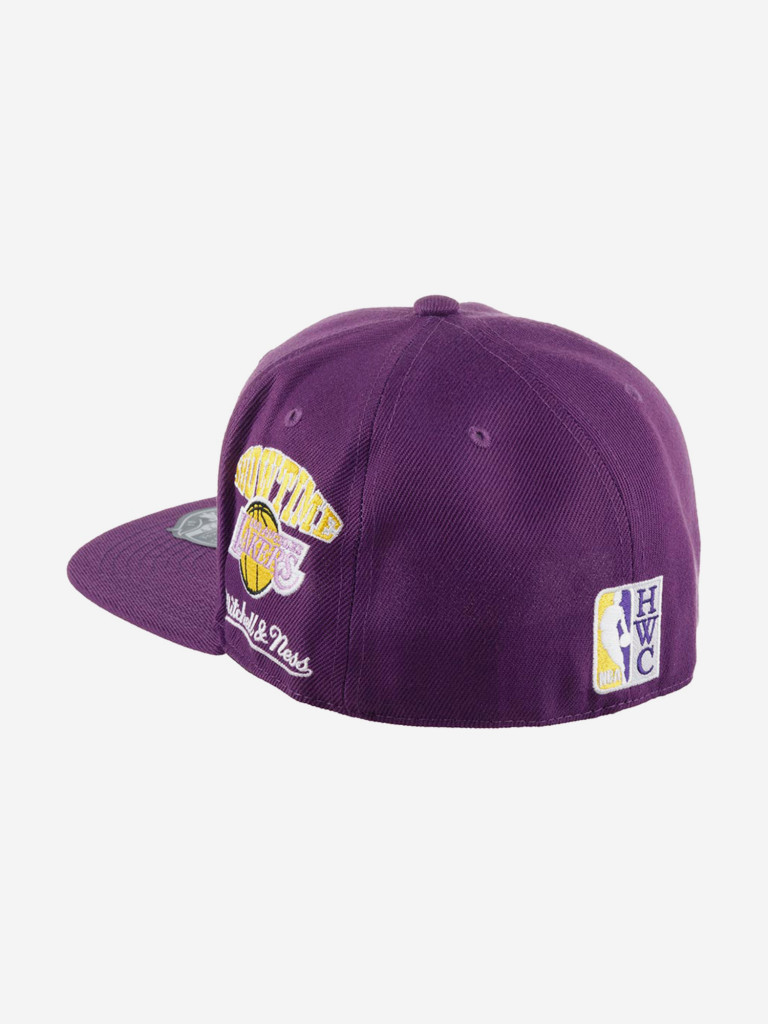 Бейсболка с прямым козырьком MITCHELL NESS 6HSFSH22016-LALPURP Los Angeles Lakers NBA