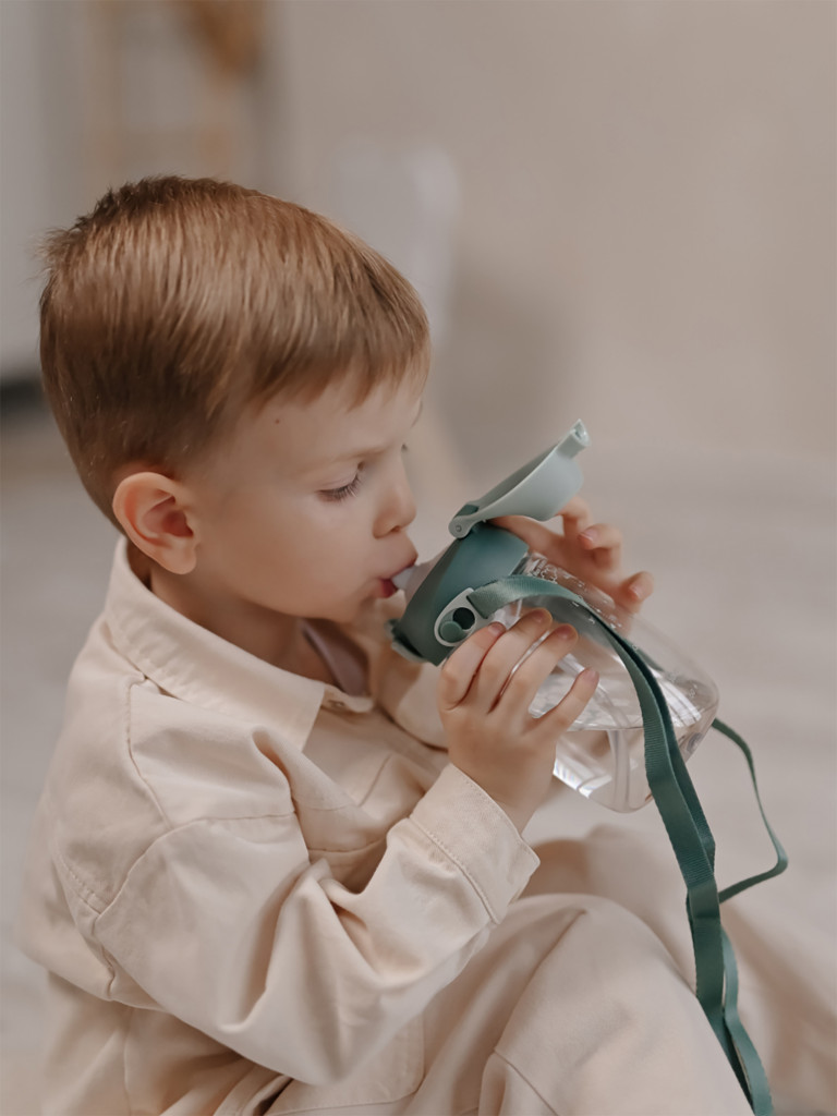 Бутылочка детская питьевая Арктика, тритановая (для напитков), 480 мл, хвоя