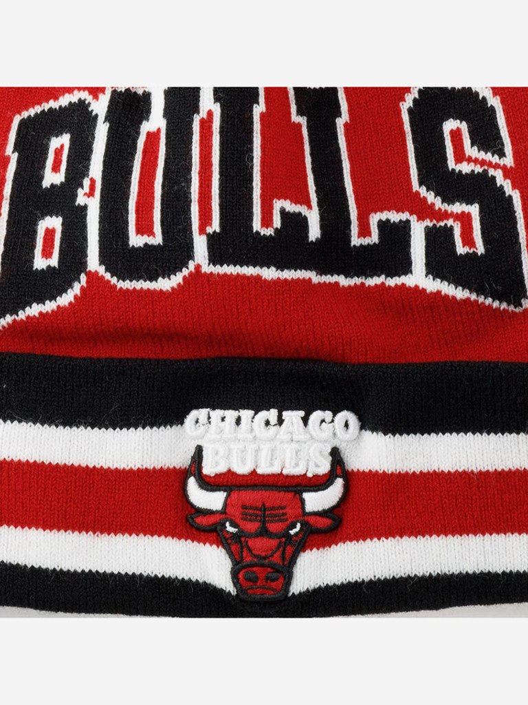 Шапка с помпоном MITCHELL NESS MN1-EU097-TCUFF-CHIB-RED Chicago Bulls NBA