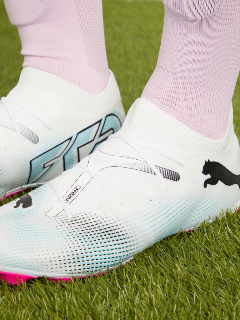 Бутсы мужские PUMA Future 7 Match FG/AG