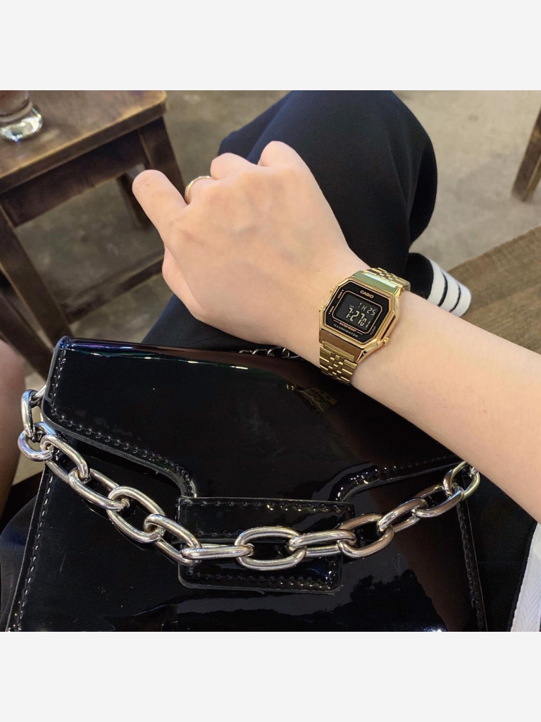 Наручные часы CASIO