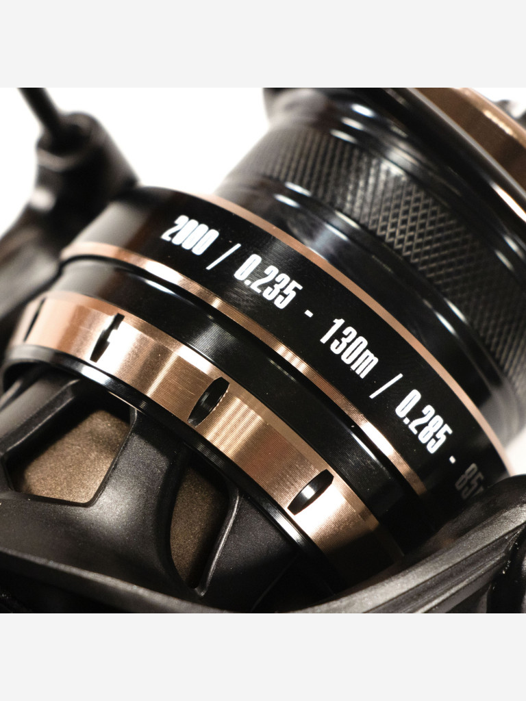 Катушка рыболовная безынерционная Volzhanka Stalker 2000 (5+1 подш) 0.235мм/150м