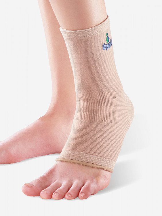 Бандаж на голеностопный сустав