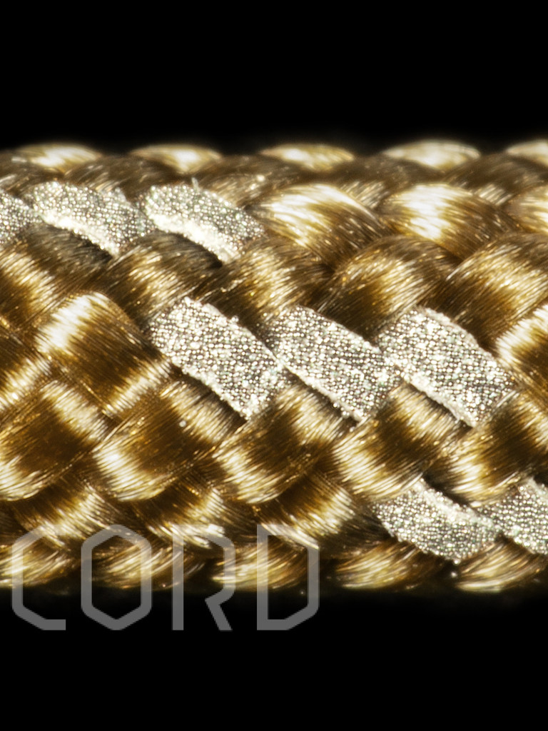 Паракорд 550 CORD nylon 30м RUS световозвращающий (tan)