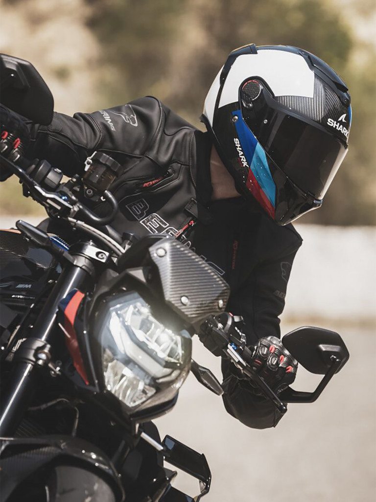 Мотошлем интеграл Shark SPARTAN GT PRO DOKHTA CARBON Black/White/Blue