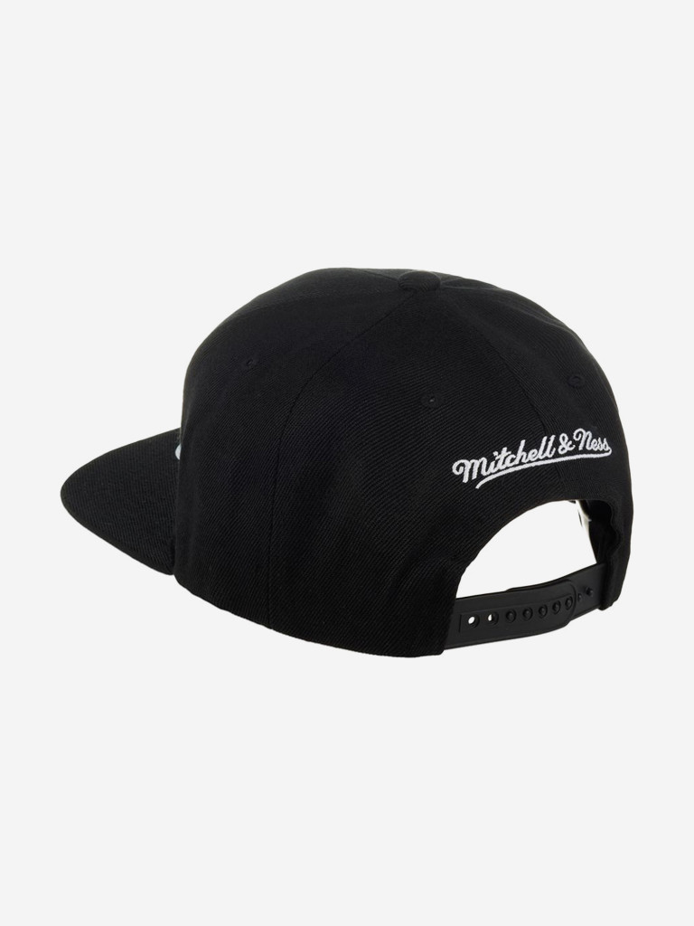 Бейсболка с прямым козырьком MITCHELL NESS 6HSSSH20054-CCABLCK Cleveland Cavaliers NBA (черный)